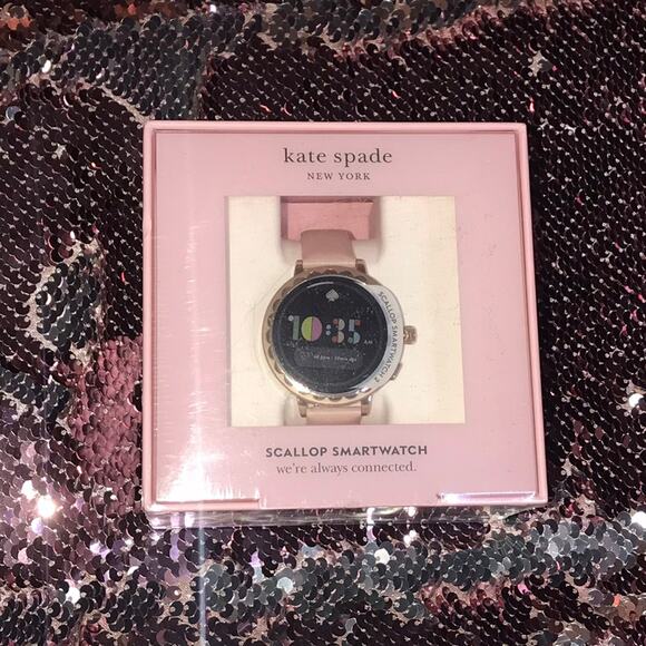 Kate Spade Scallop Smartwatch